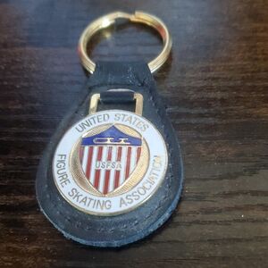 USFSA Figure Skating Keychain with Gold and Black Accents